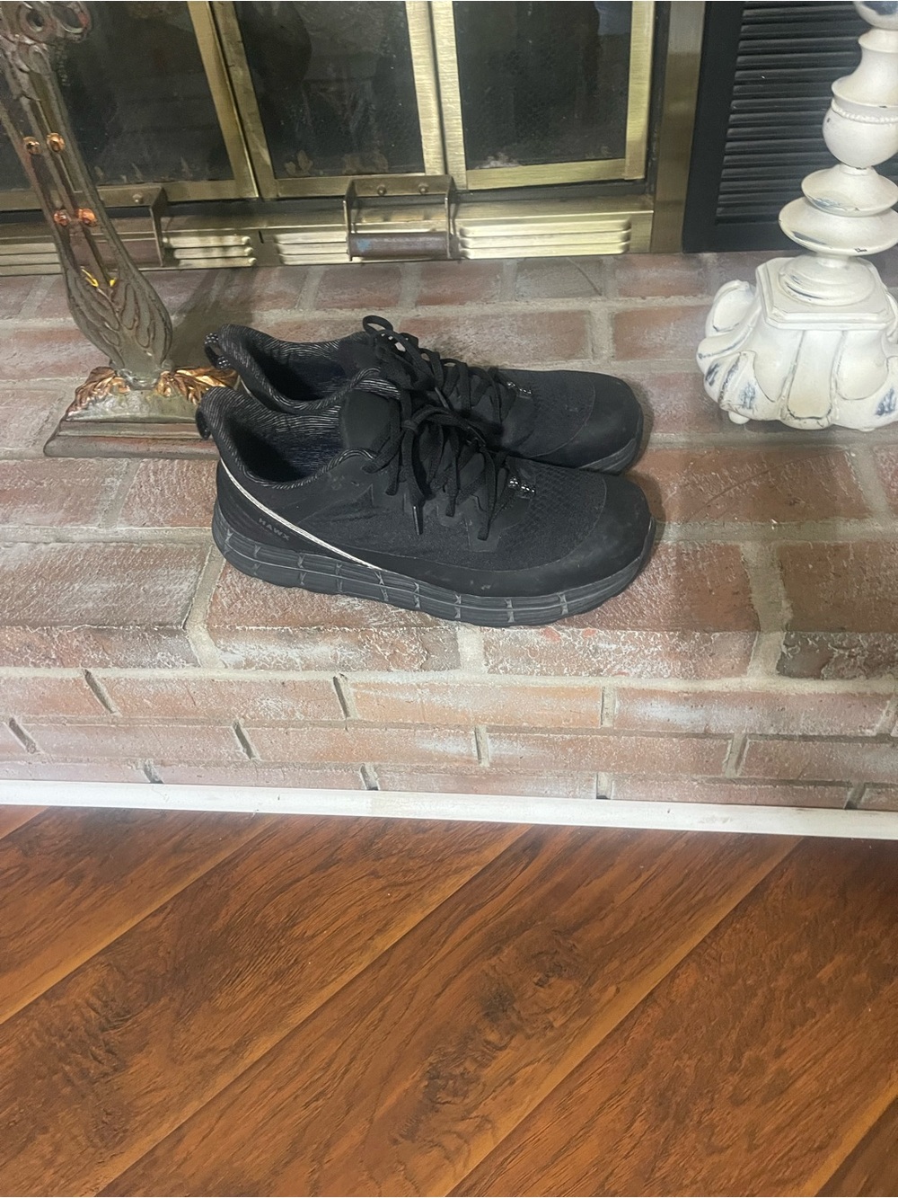 Men's Breathable Black Athletic Lace-Up Trainers